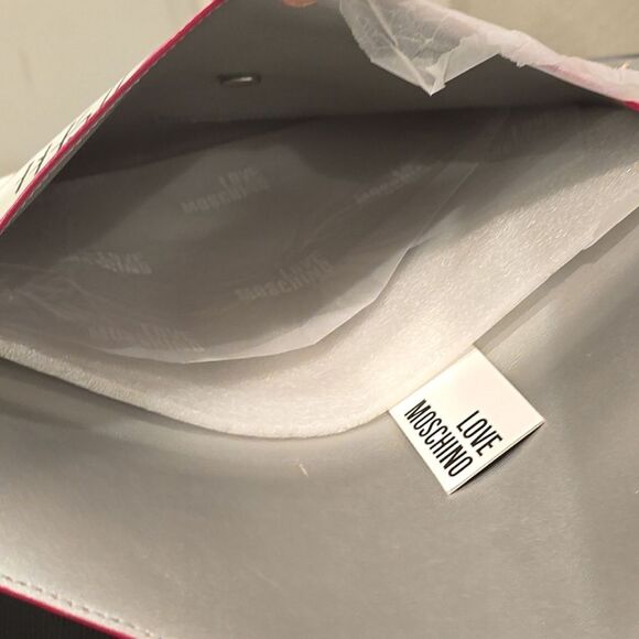 Love Moschino Kisses Clutch w/ID Tag & Card Wallet- White/Pink